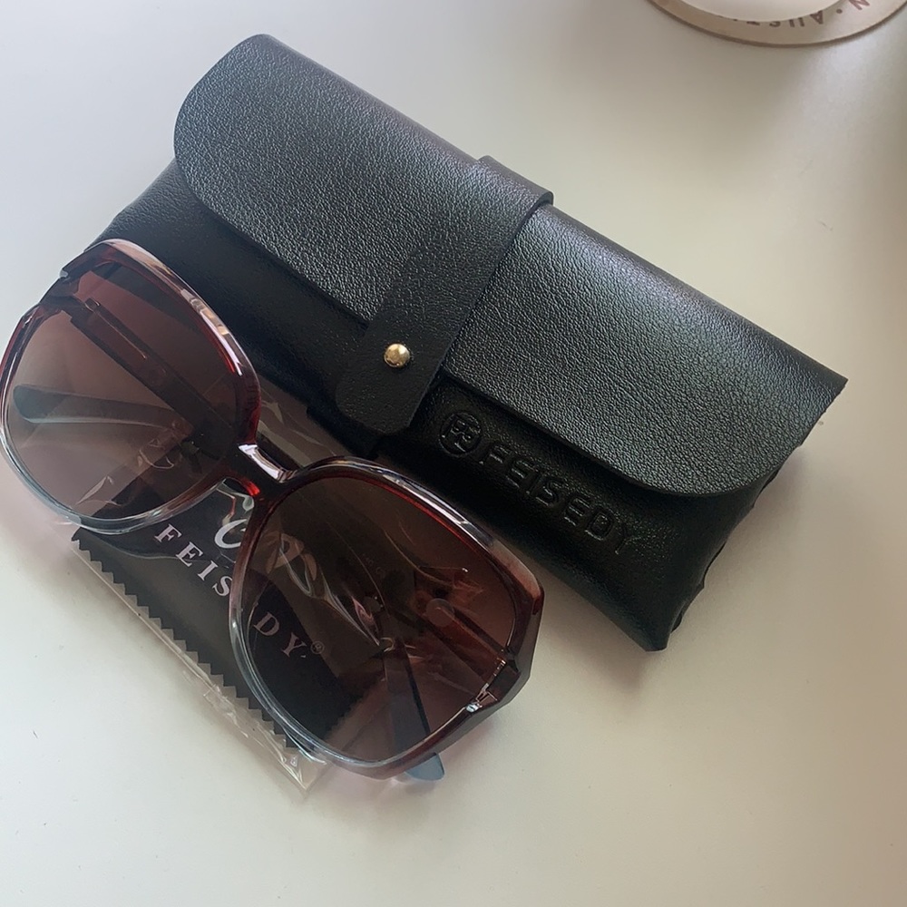 Classic oversized Catey Polarized Sunglasses